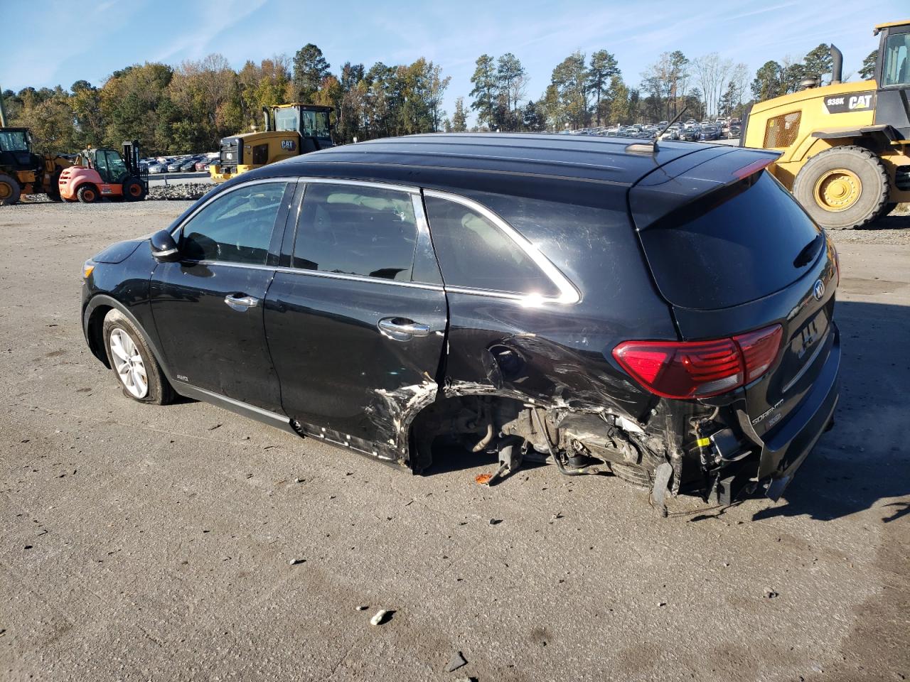 2019 KIA Sorento VIN 5XYPGDA50KG516531 Copart auction photo, all over / undercarriage damage thumbnail 2