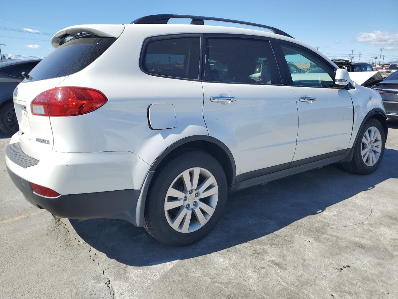 2008 Subaru Tribeca VIN 4S4WX92DX84404403 Copart auction photo, front end damage thumbnail 3