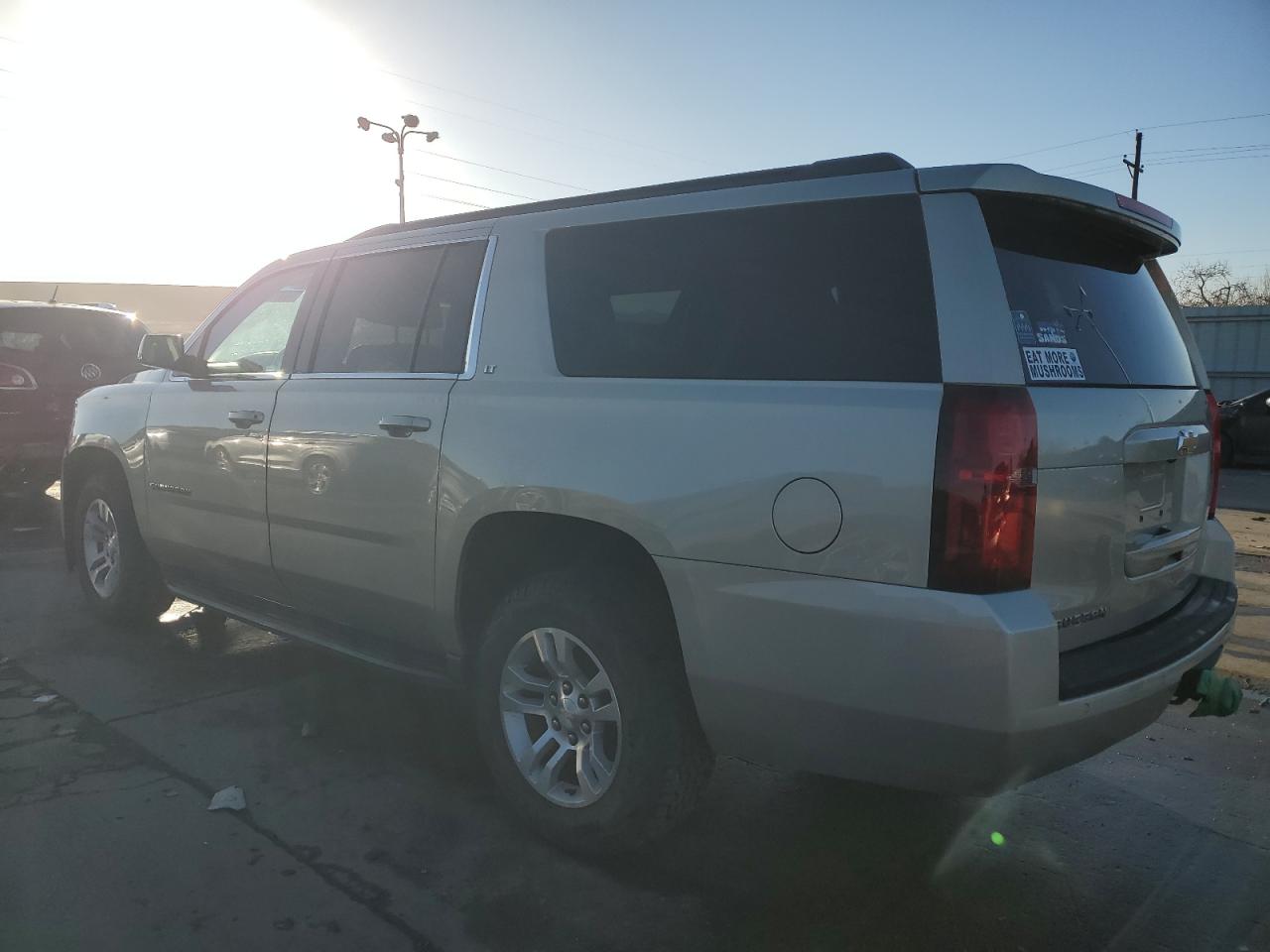2017 Chevrolet Suburban VIN 1GNSKHKC4HR169185 Copart auction photo, front end damage thumbnail 2