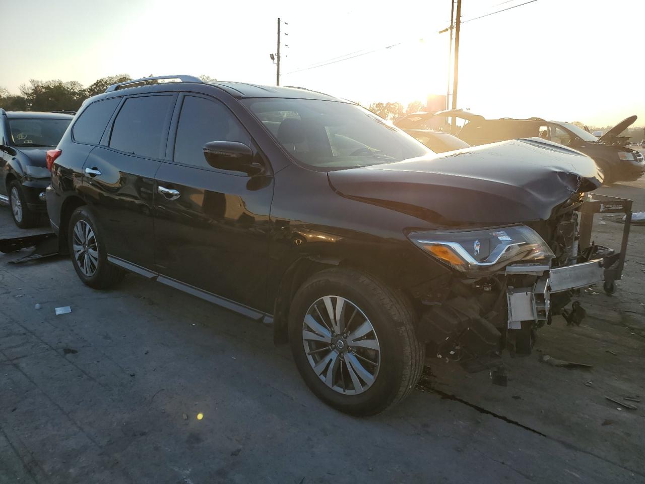 2018 Nissan Pathfinder VIN 5N1DR2MN3JC652714 Copart auction photo, front end damage thumbnail 4