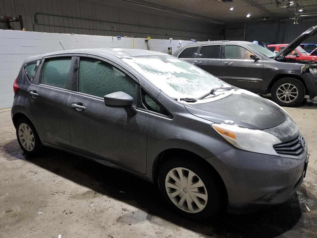 2016 Nissan Versa VIN 3N1CE2CP3GL365632 Copart auction photo, minor dent/scratches damage thumbnail 4