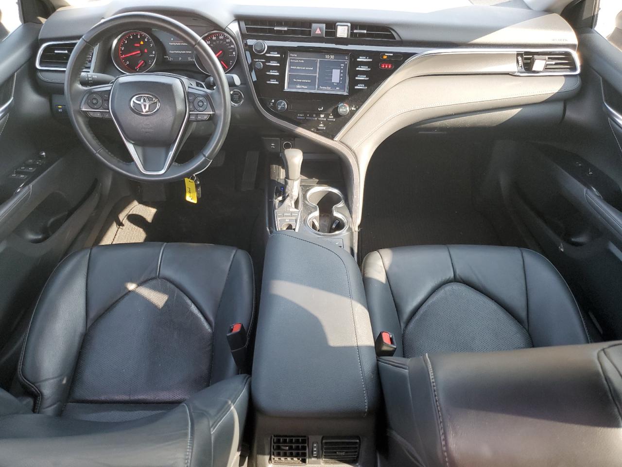 2018 Toyota Camry VIN 4T1B61HK4JU122031 Copart auction photo, rear end damage thumbnail 8