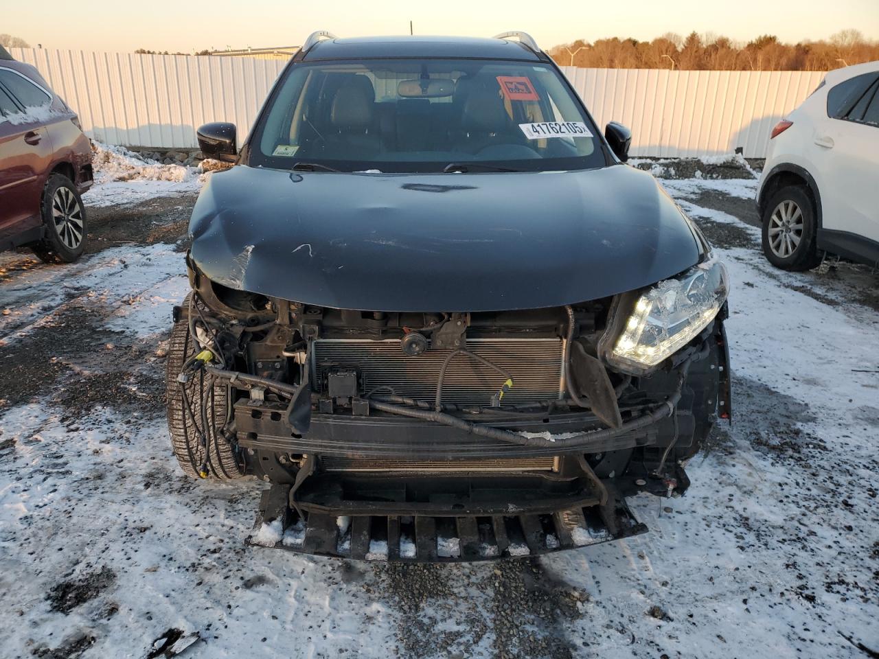 2016 Nissan Rogue VIN 5N1AT2MV5GC752942 Copart auction photo, front end / minor dent/scratches damage thumbnail 5