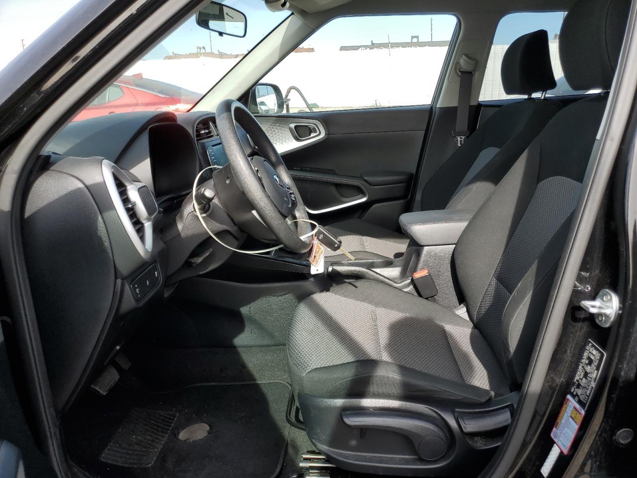 2021 KIA Soul VIN KNDJ23AU6M7738934 Copart auction photo, front end / minor dent/scratches damage thumbnail 7