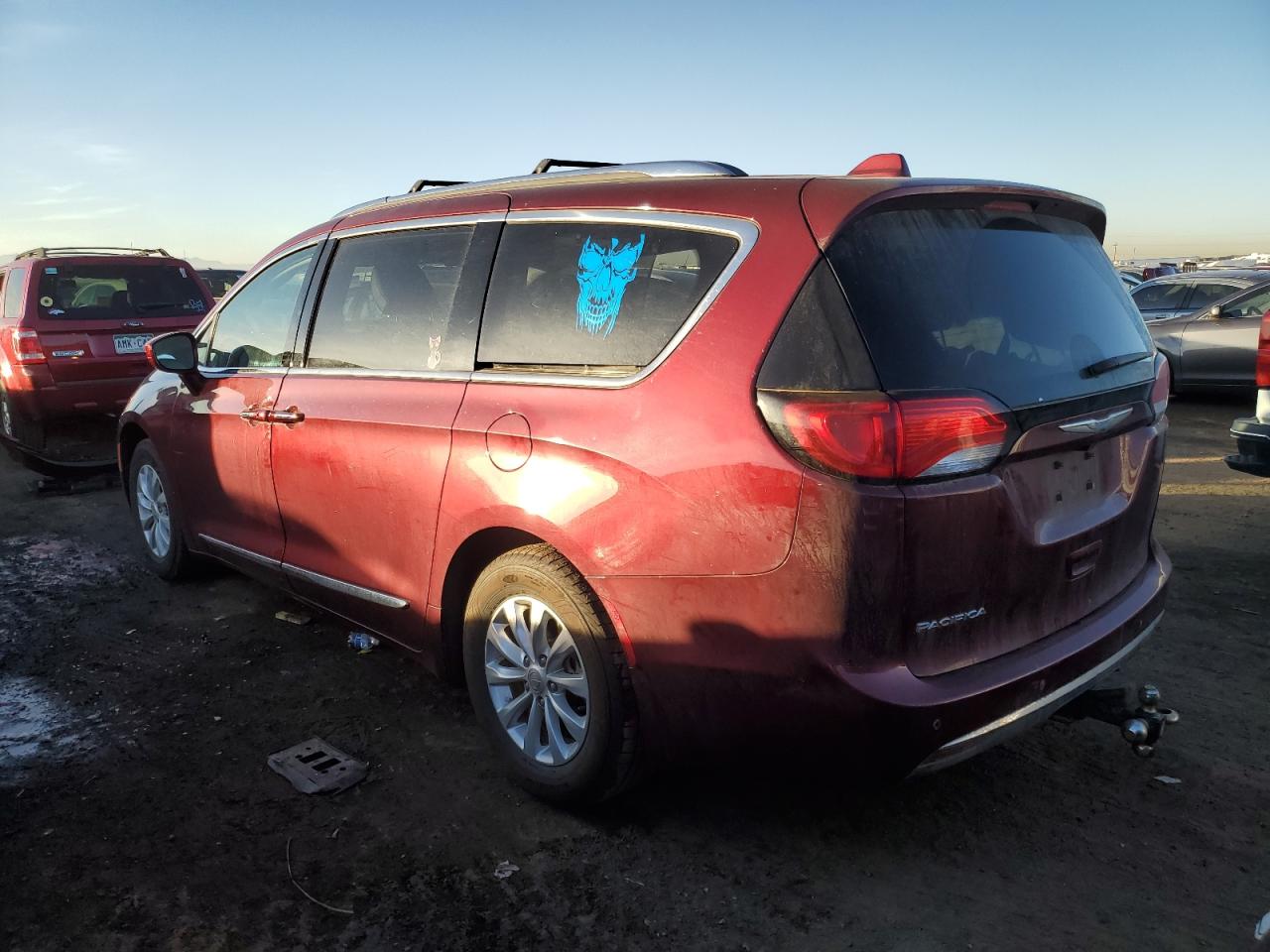 2018 Chrysler Pacifica VIN 2C4RC1BG4JR102326 Copart auction photo, side damage thumbnail 2