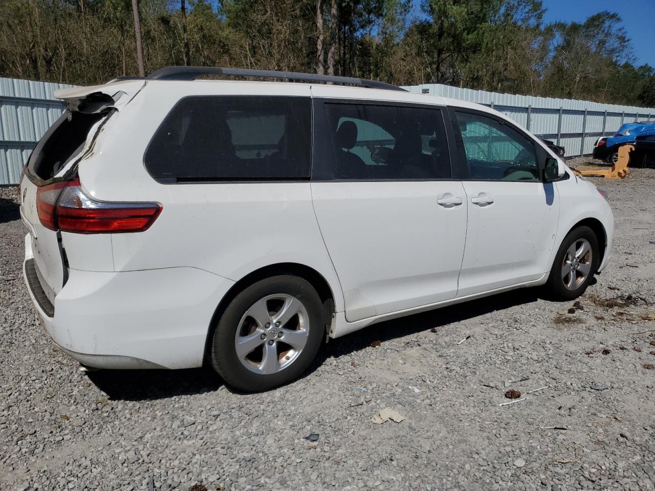 2015 Toyota Sienna VIN 5TDKK3DC1FS603831 Copart auction photo, all over damage thumbnail 3