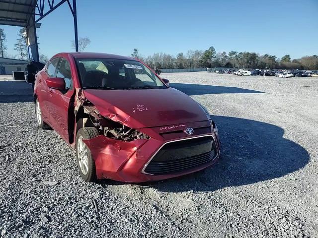 2017 Toyota Yaris VIN 3MYDLBYV6HY190099 Copart auction photo, front end / minor dent/scratches damage thumbnail 11
