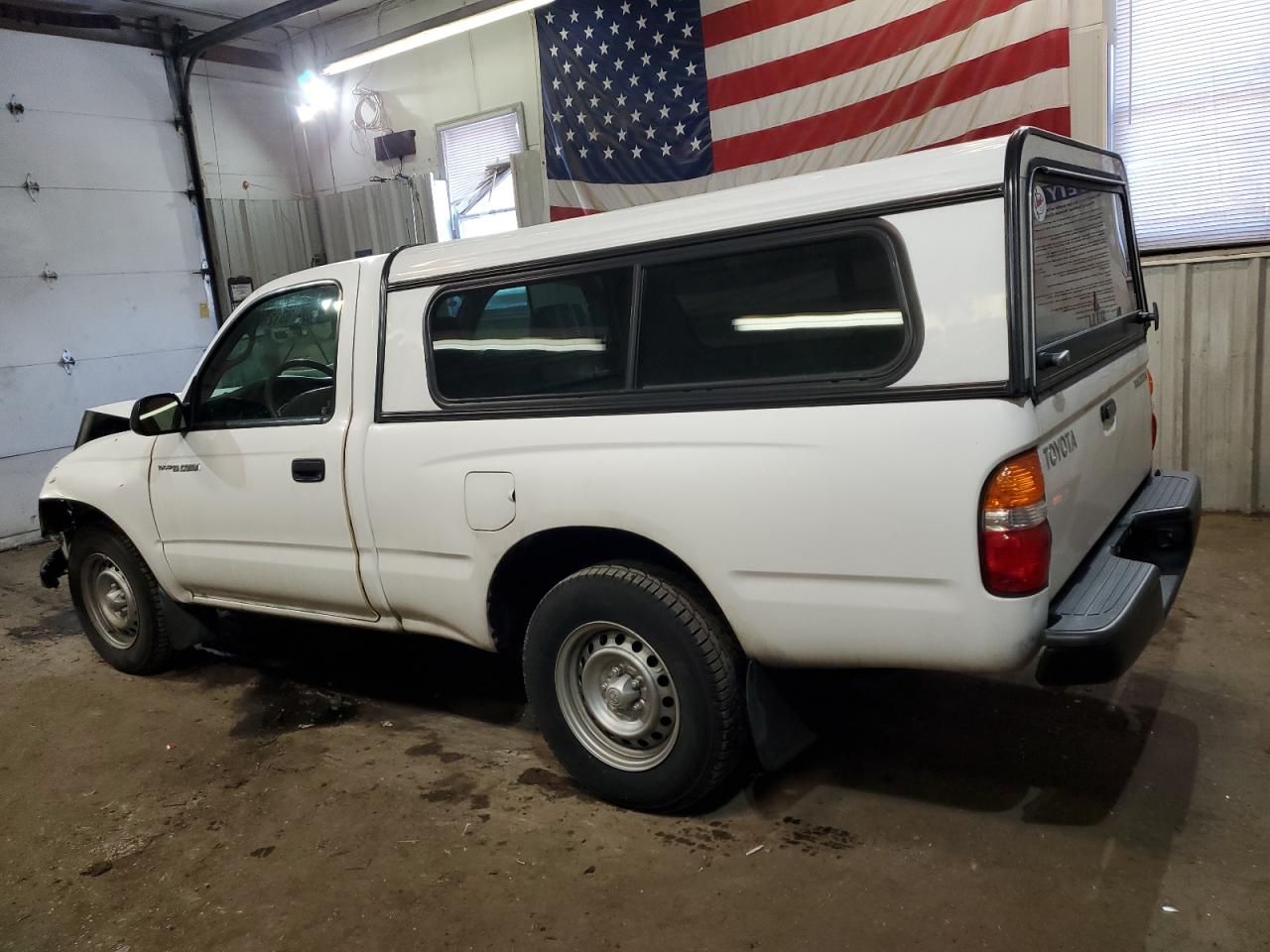 2004 Toyota Tacoma VIN 5TENL42N94Z436252 Copart auction photo, front end / minor dent/scratches damage thumbnail 2