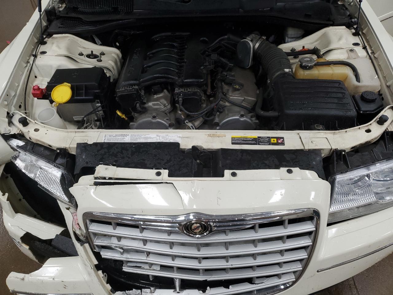 2005 Chrysler 300 VIN 2C3JA53G55H633186 Copart auction photo, front end / mechanical damage thumbnail 11