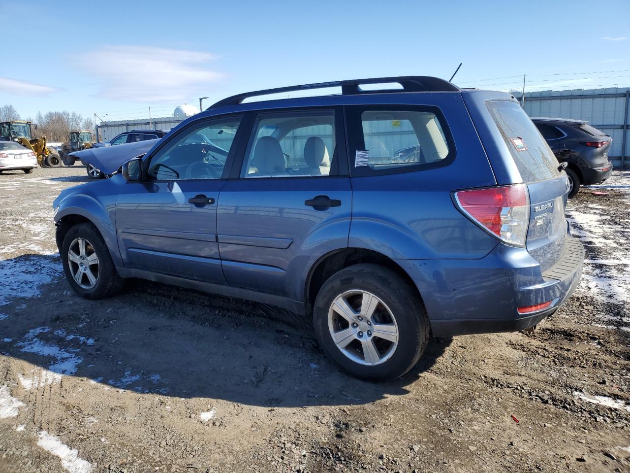 2013 Subaru Forester VIN JF2SHABC1DH425220 Copart auction photo, front end damage thumbnail 2