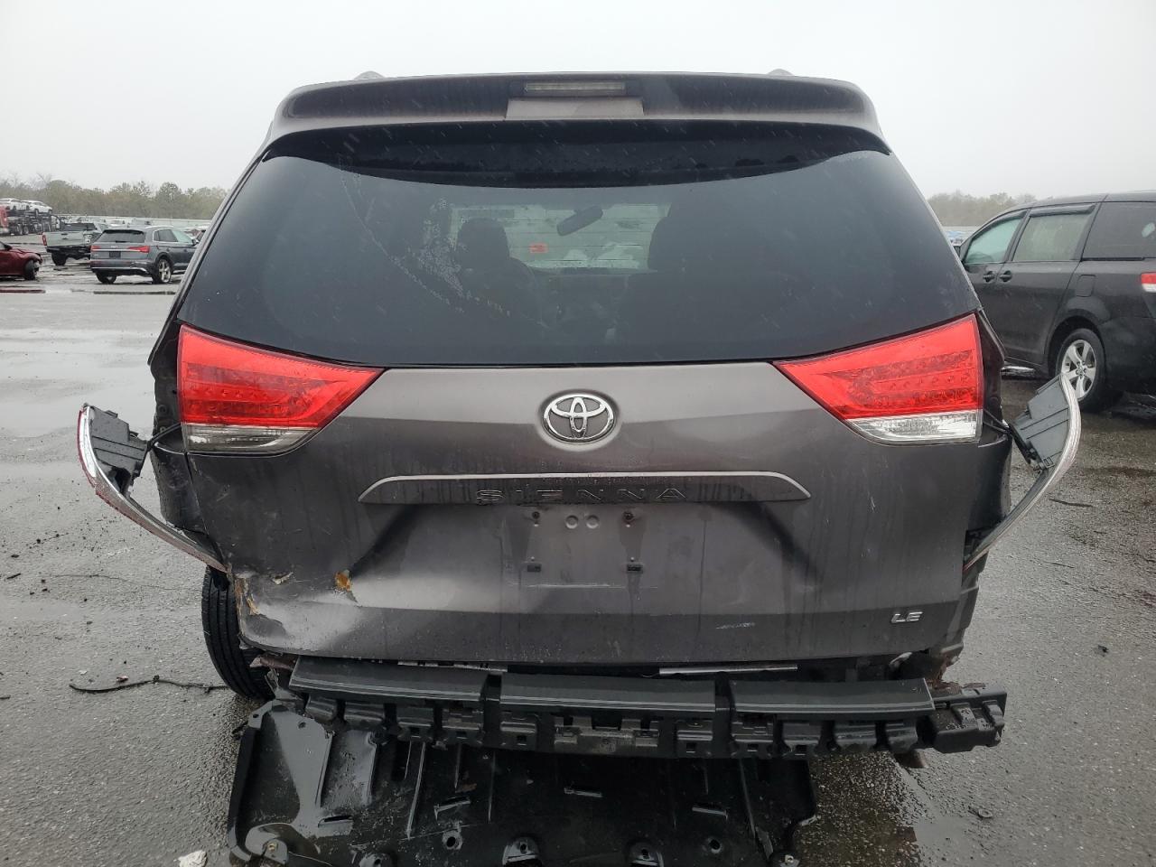 2012 Toyota Sienna VIN 5TDKK3DC1CS217812 Copart auction photo, rear end / side damage thumbnail 6