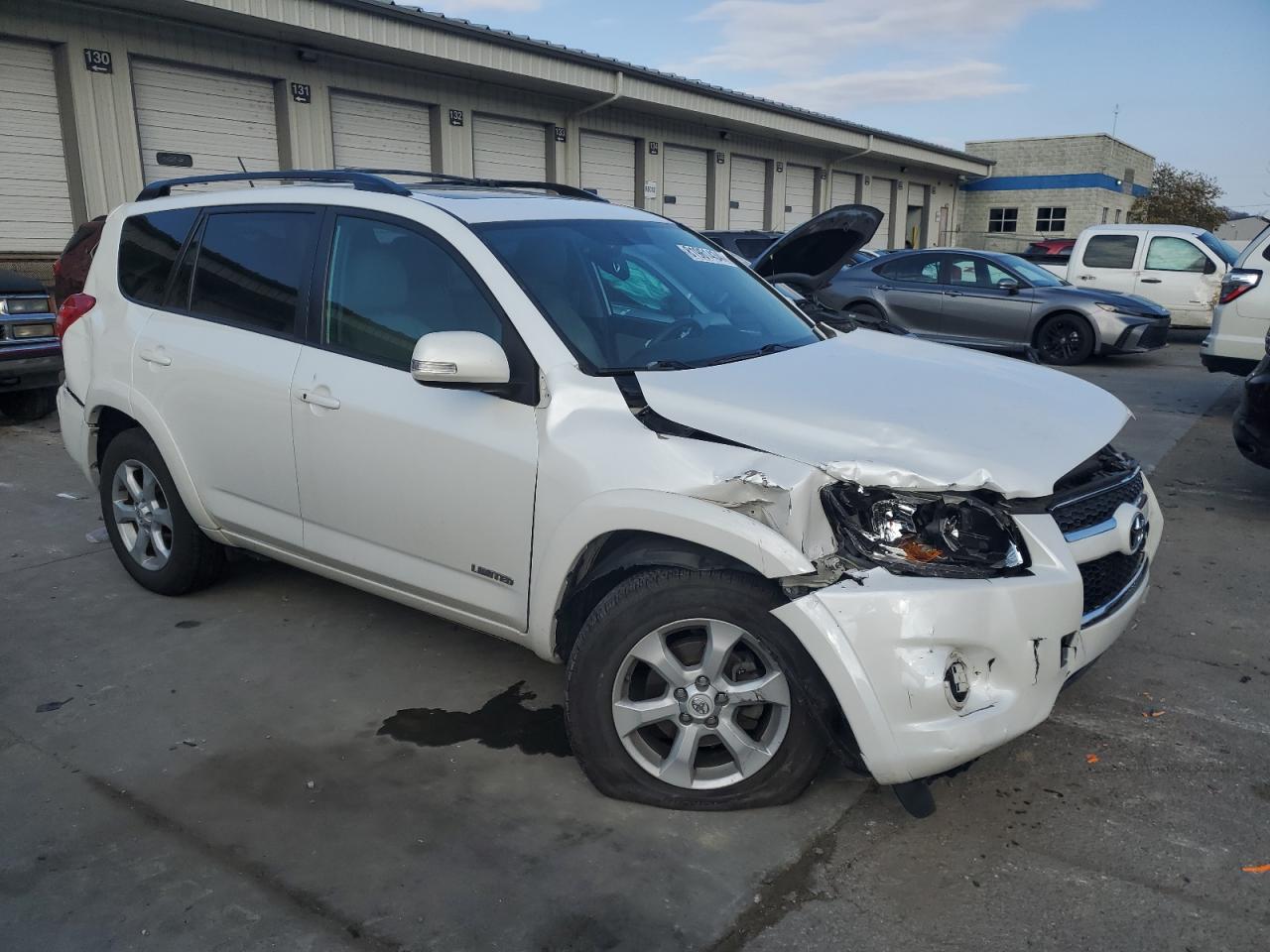 2011 Toyota RAV 4 VIN 2T3DK4DV9BW062746 Copart auction photo, front end / rear end damage thumbnail 4