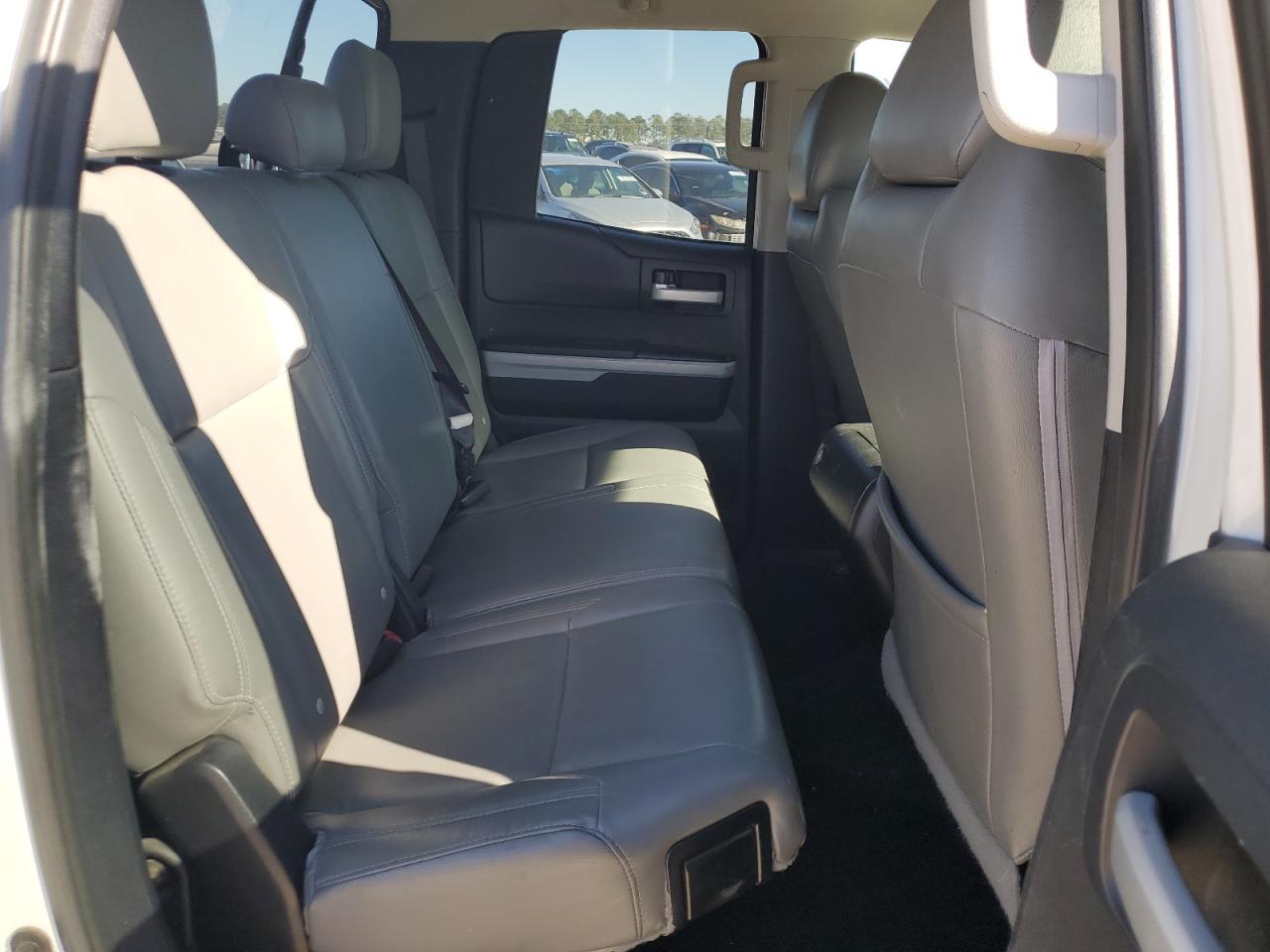 2014 Toyota Tundra VIN 5TFRY5F18EX173325 Copart auction photo, front end / minor dent/scratches damage thumbnail 10