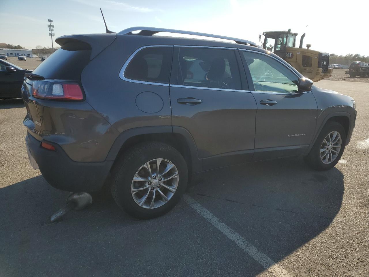 2019 Jeep Grand Cherokee VIN 1C4PJMLN7KD191034 Copart auction photo, rear end / minor dent/scratches damage thumbnail 3