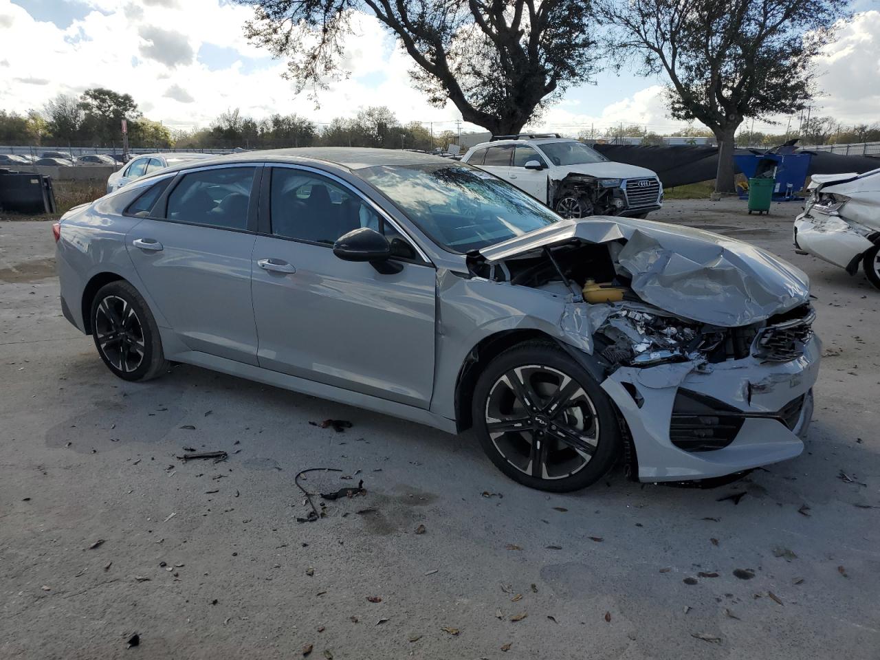 2024 KIA K5 VIN 5XXG64J20RG264299 Copart auction photo, front end / side damage thumbnail 4