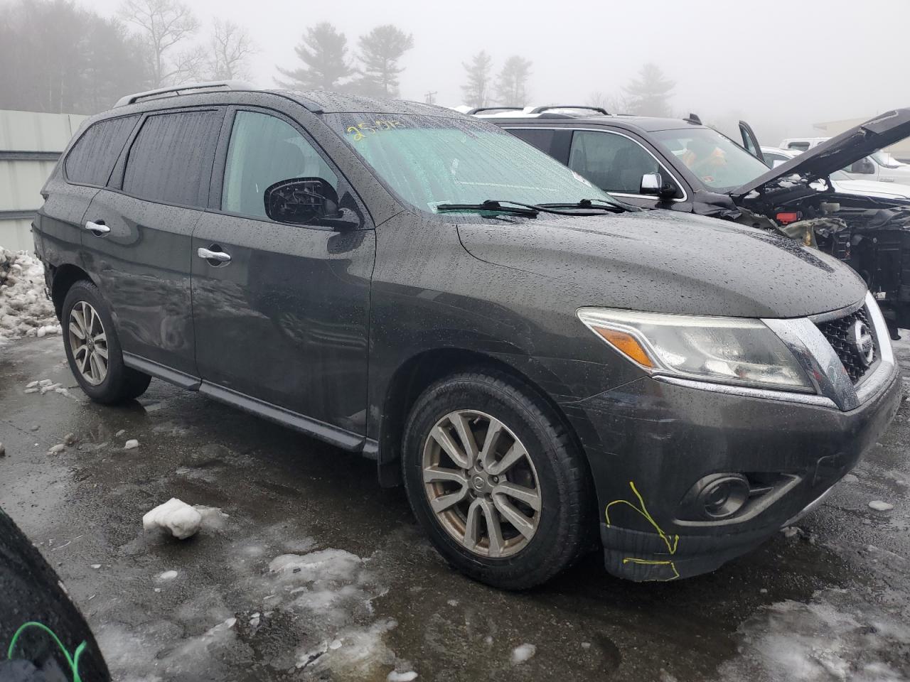 2016 Nissan Pathfinder VIN 5N1AR2MM3GC604648 Copart auction photo, all over damage thumbnail 4