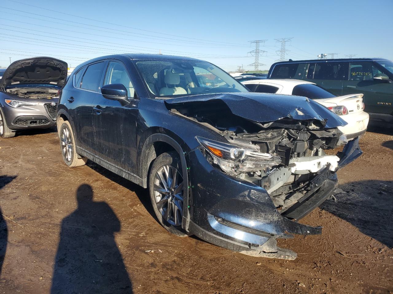 2021 Mazda CX-5 VIN JM3KFBDM6M1499524 Copart auction photo, front end damage thumbnail 4