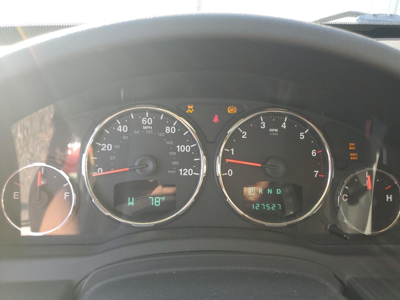 2009 Jeep Liberty (North America) VIN 1J8GN28KX9W529055 Copart auction photo, water/flood damage thumbnail 9