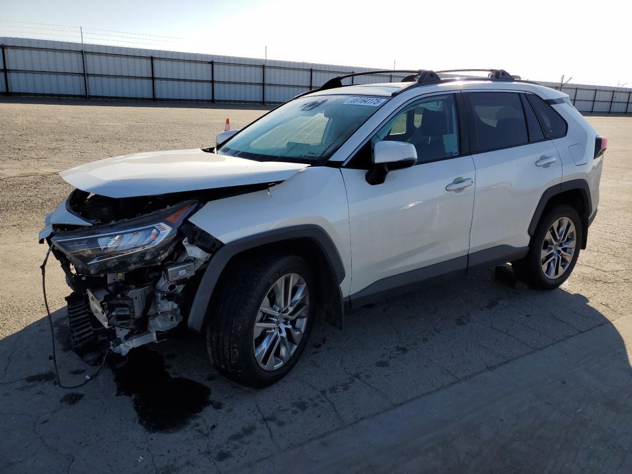 2021 Toyota RAV 4 VIN 2T3C1RFV5MW111971