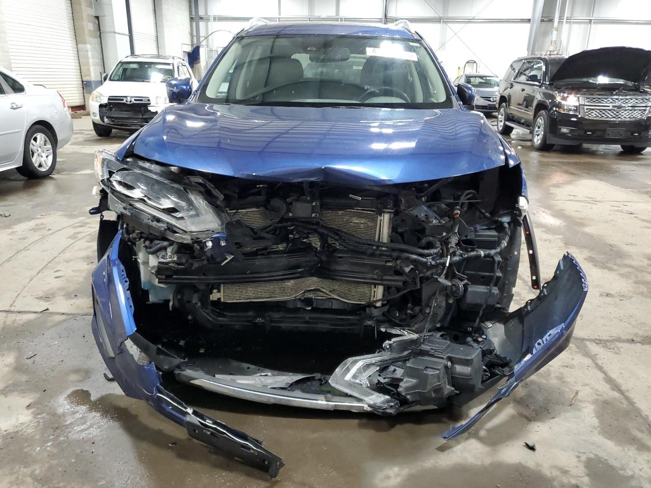 2017 Nissan Rogue VIN 5N1AT2MV7HC830669 Copart auction photo, front end damage thumbnail 5