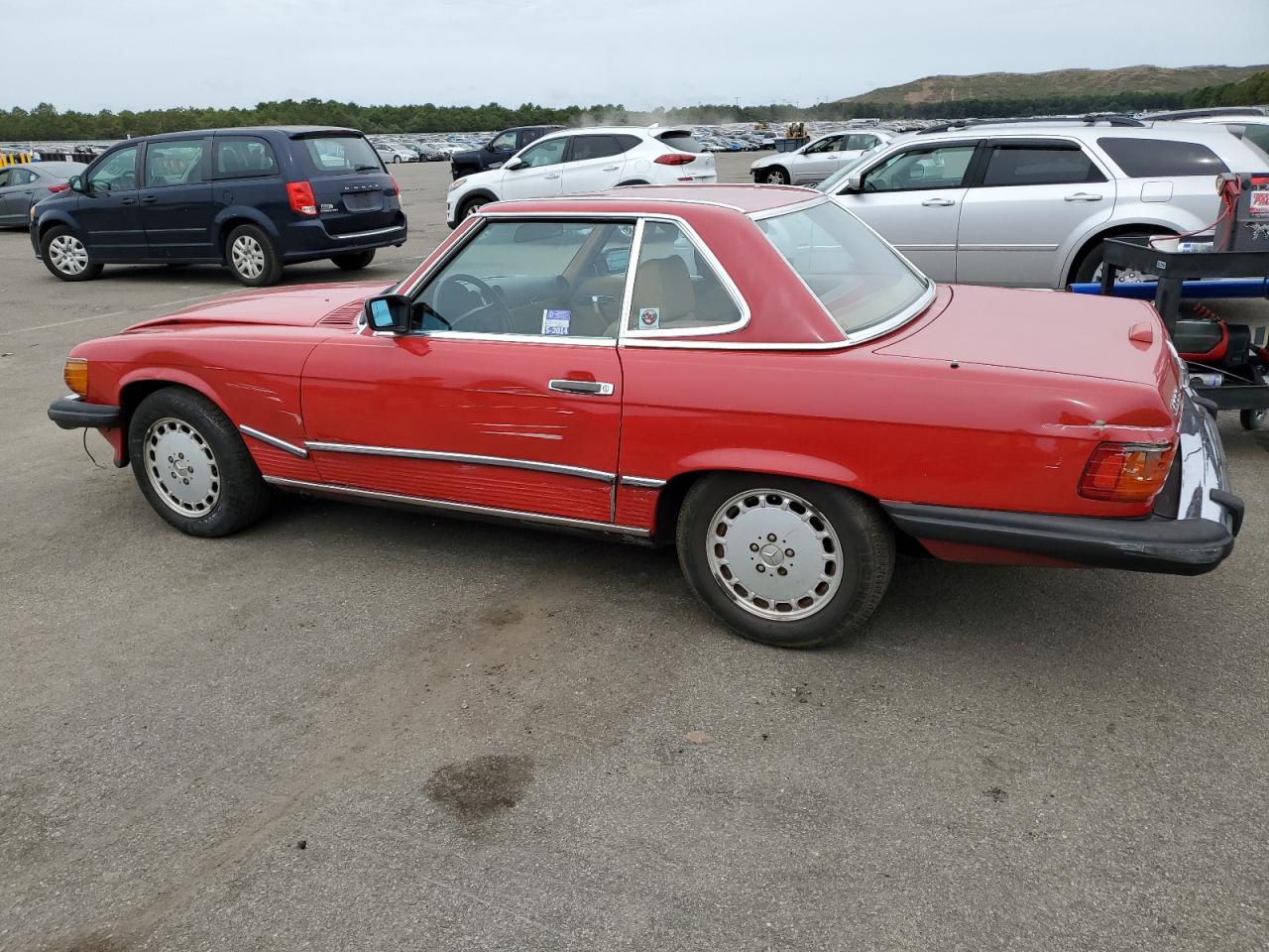 1989 Mercedes-Benz SL-klasse VIN WDBBA48D5KA103768 Copart auction photo, side / front end damage thumbnail 2