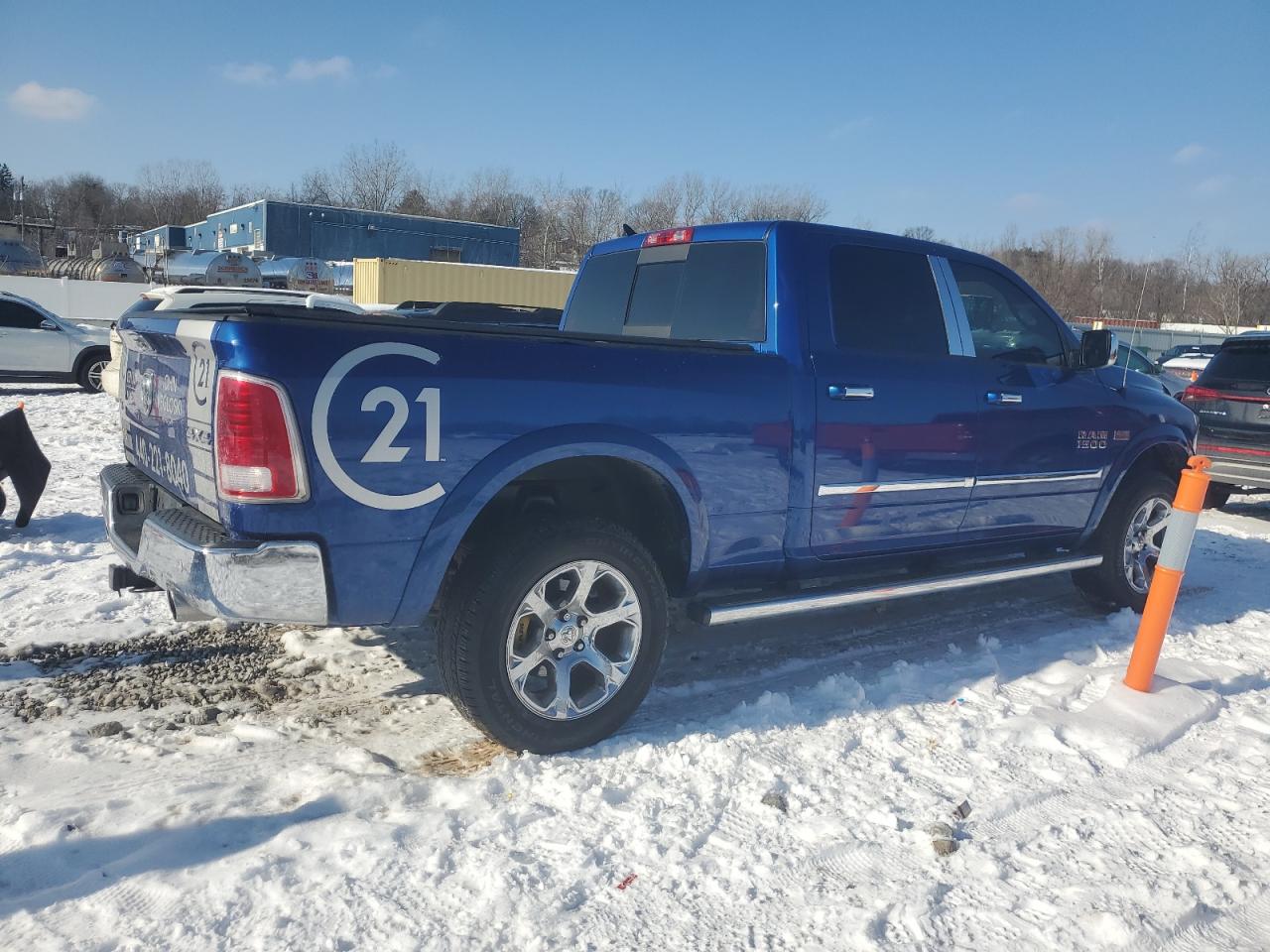 2015 RAM 1500 VIN 1C6RR7VT2FS597732 Copart auction photo, minor dent/scratches damage thumbnail 3