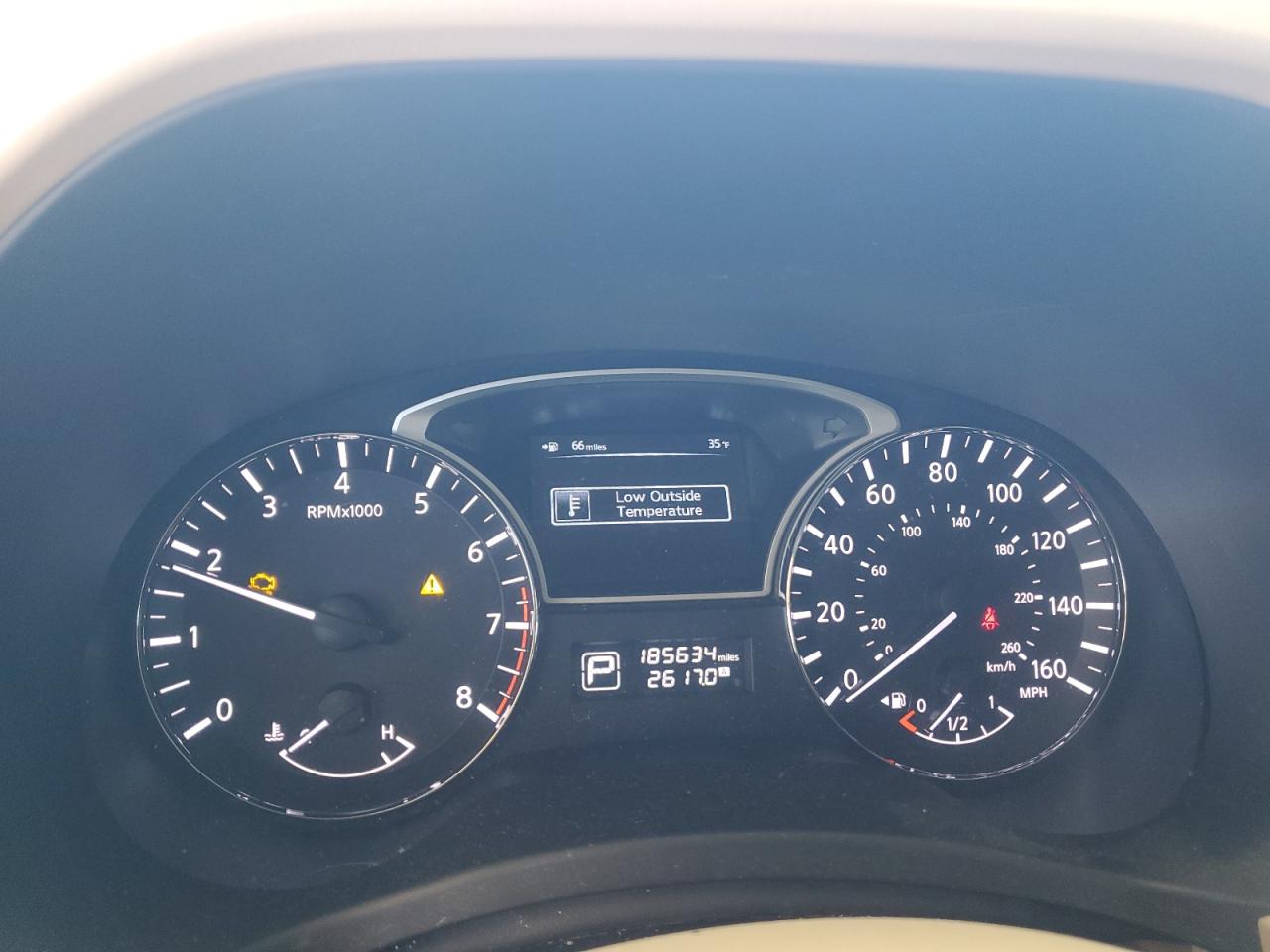 2013 Nissan Pathfinder VIN 5N1AR2MN2DC623163 Copart auction photo, front end / minor dent/scratches damage thumbnail 9