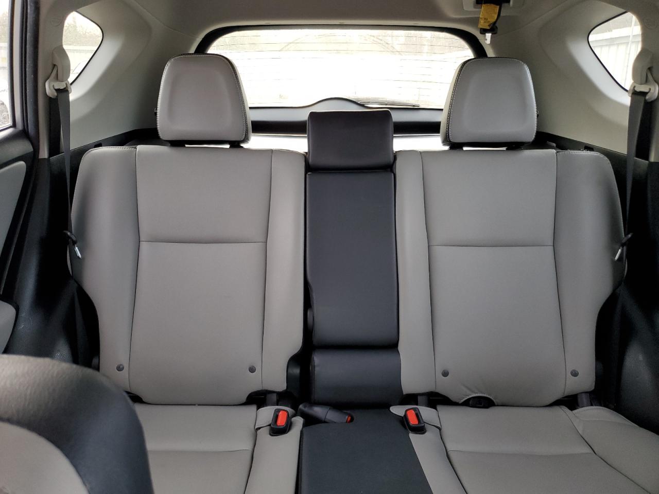 2018 Toyota RAV 4 VIN JTMDFREV7JD231495 Copart auction photo, front end / side damage thumbnail 10
