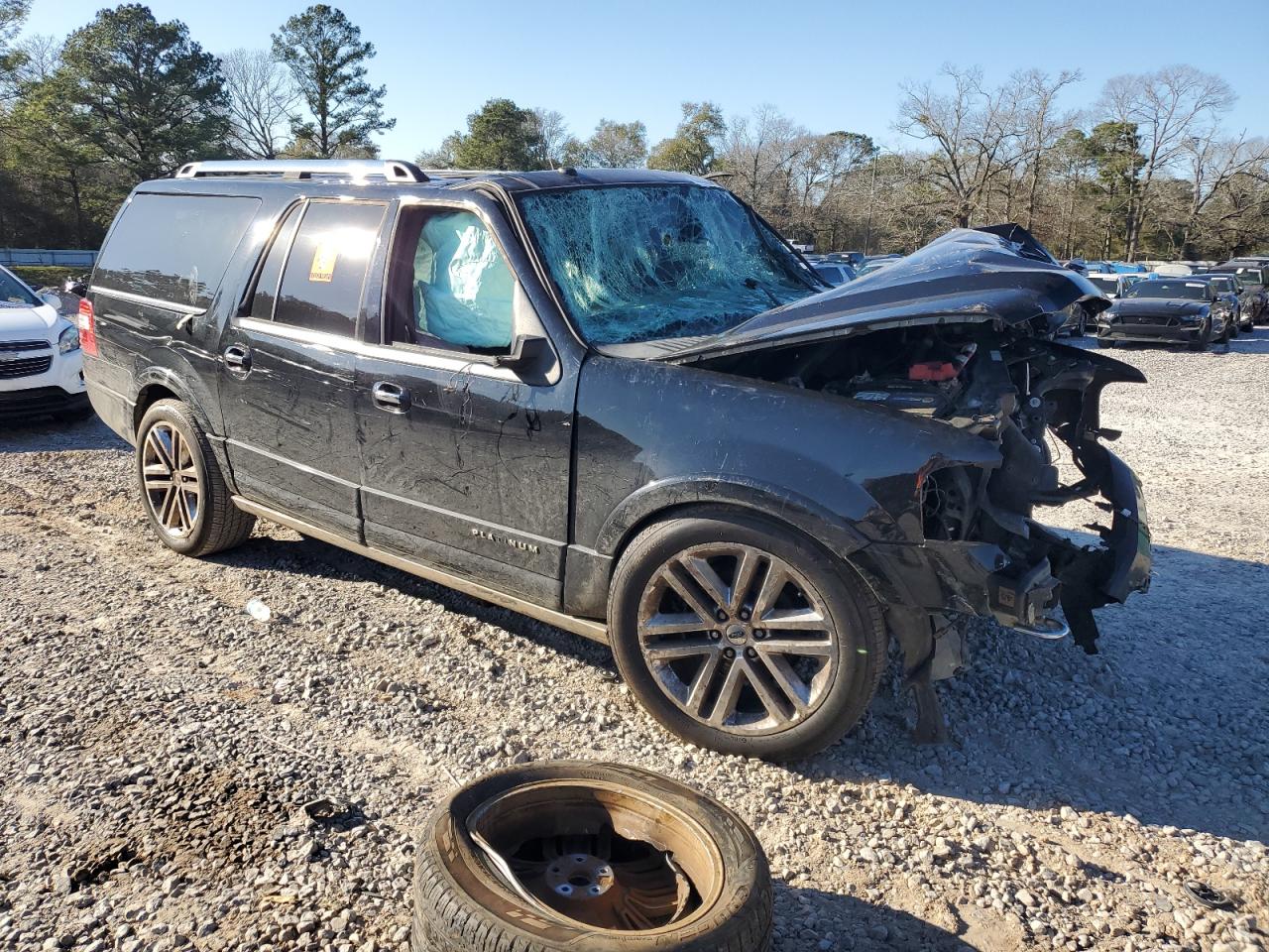 2016 Ford Expedition VIN 1FMJK1MT8GEF12400 Copart auction photo, front end / frame damage damage thumbnail 4