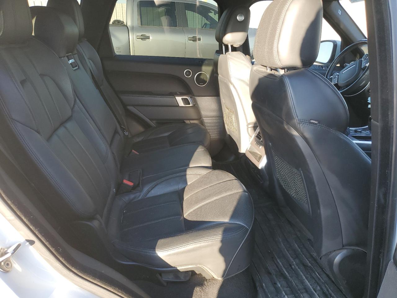 2017 Land Rover Range Rover VIN SALWR2FK5HA674499 Copart auction photo, front end damage thumbnail 11