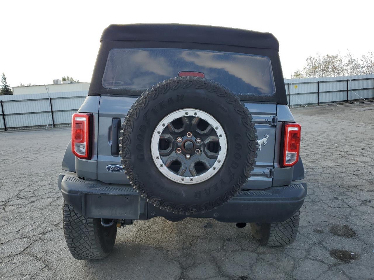2023 Ford Bronco VIN 1FMEE5DP3PLC09149 Copart auction photo, front end / side damage thumbnail 6