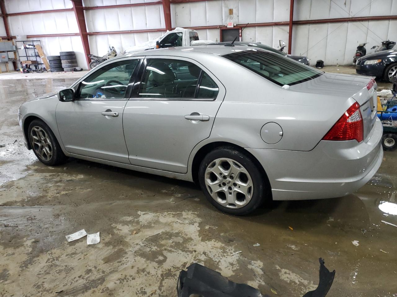 2010 Ford Fusion VIN 3FAHP0HA9AR357065 Copart auction photo, front end / minor dent/scratches damage thumbnail 2