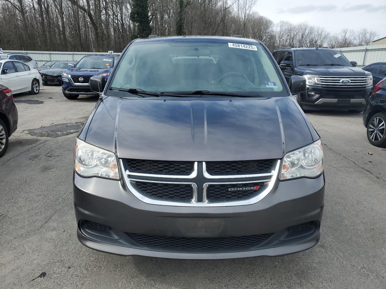 2015 Dodge Caravan VIN 2C4RDGCG8FR631364 Copart auction photo, mechanical damage thumbnail 5