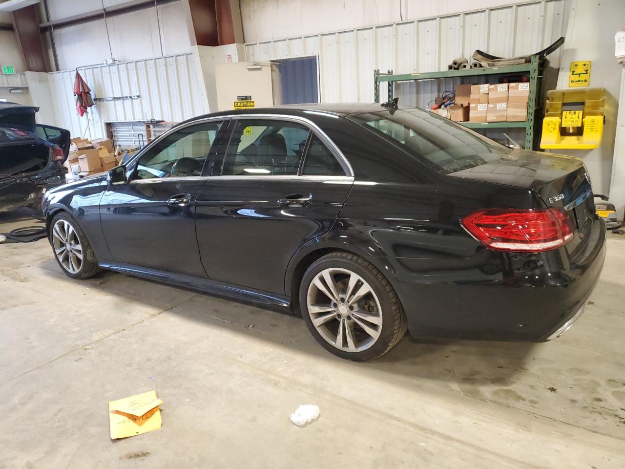 2016 Mercedes-Benz E-klasse VIN WDDHF8JB9GB318445 Copart auction photo, front end damage thumbnail 2