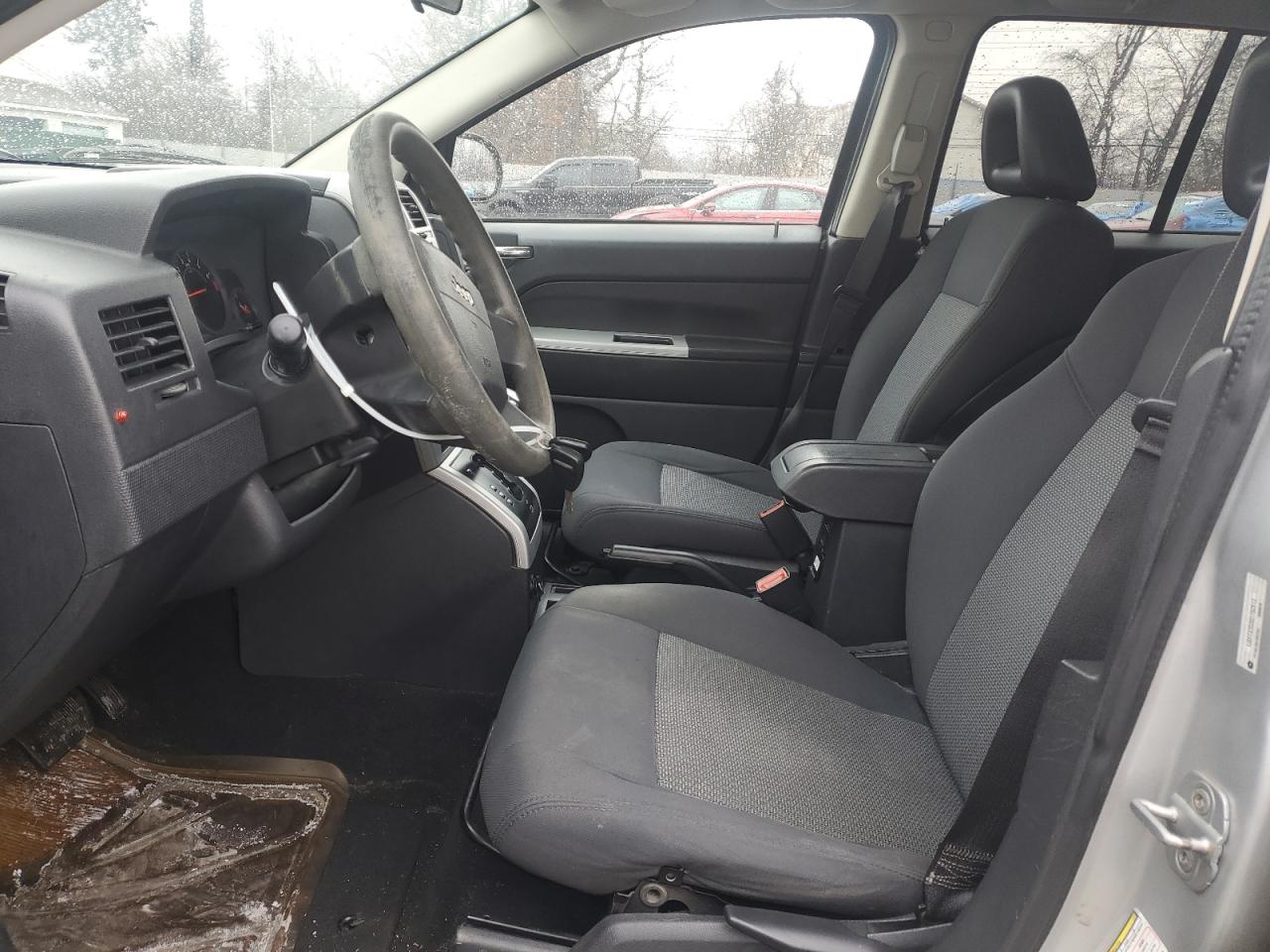 2008 Jeep Compass VIN 1J8FT47028D752813 Copart auction photo, front end damage thumbnail 7