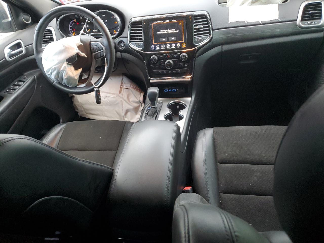 2019 Jeep Grand Cherokee VIN 1C4RJFAGXKC679117 Copart auction photo, front end damage thumbnail 8