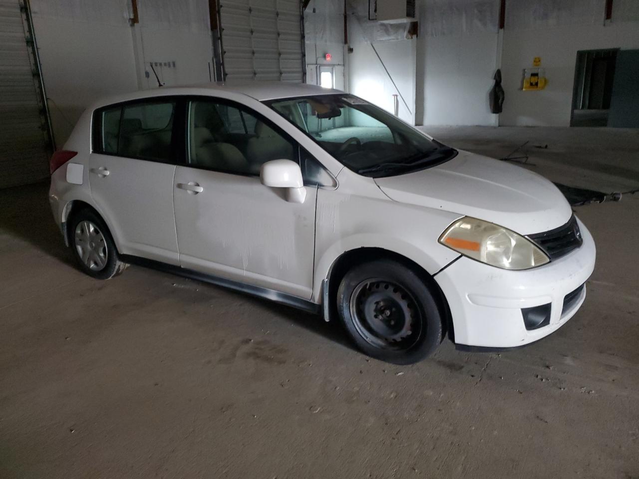 2011 Nissan Versa VIN 3N1BC1CP0BL401376 Copart auction photo, normal wear damage thumbnail 4