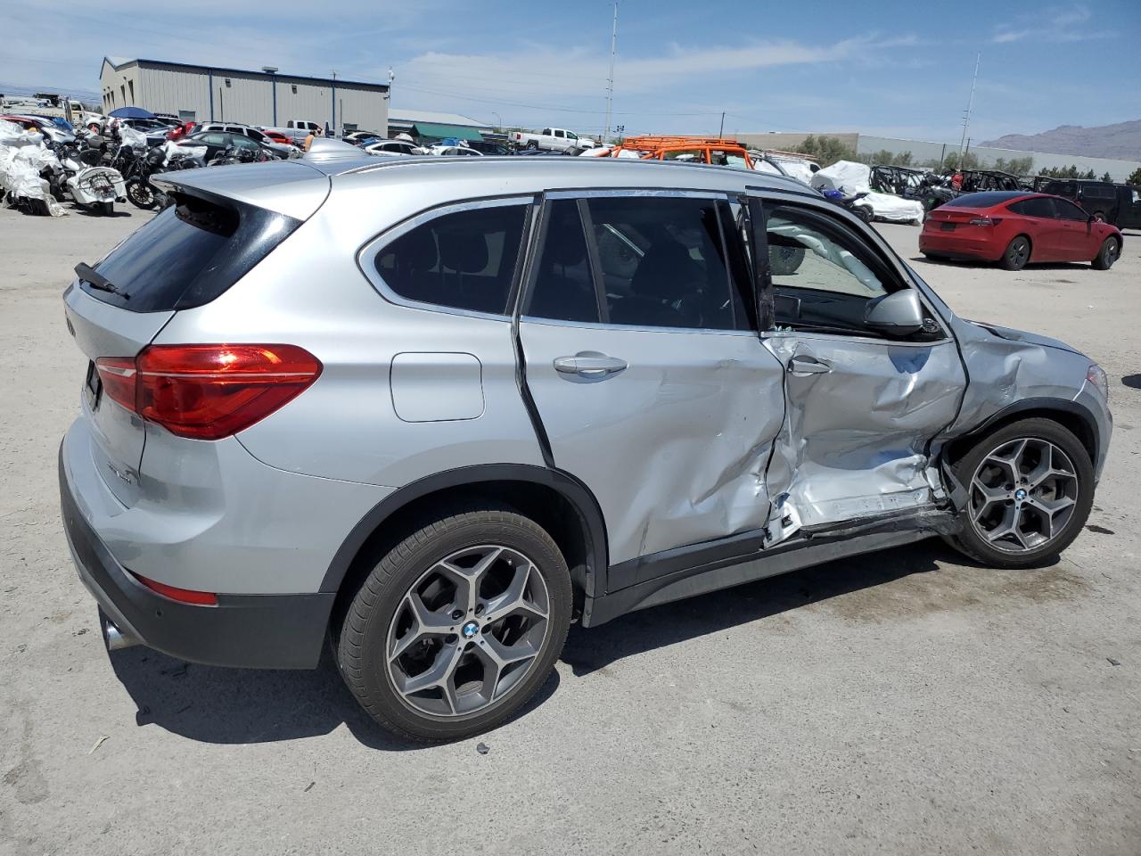 2019 BMW X1 VIN WBXHU7C53K5L09848 Copart auction photo, side damage thumbnail 3