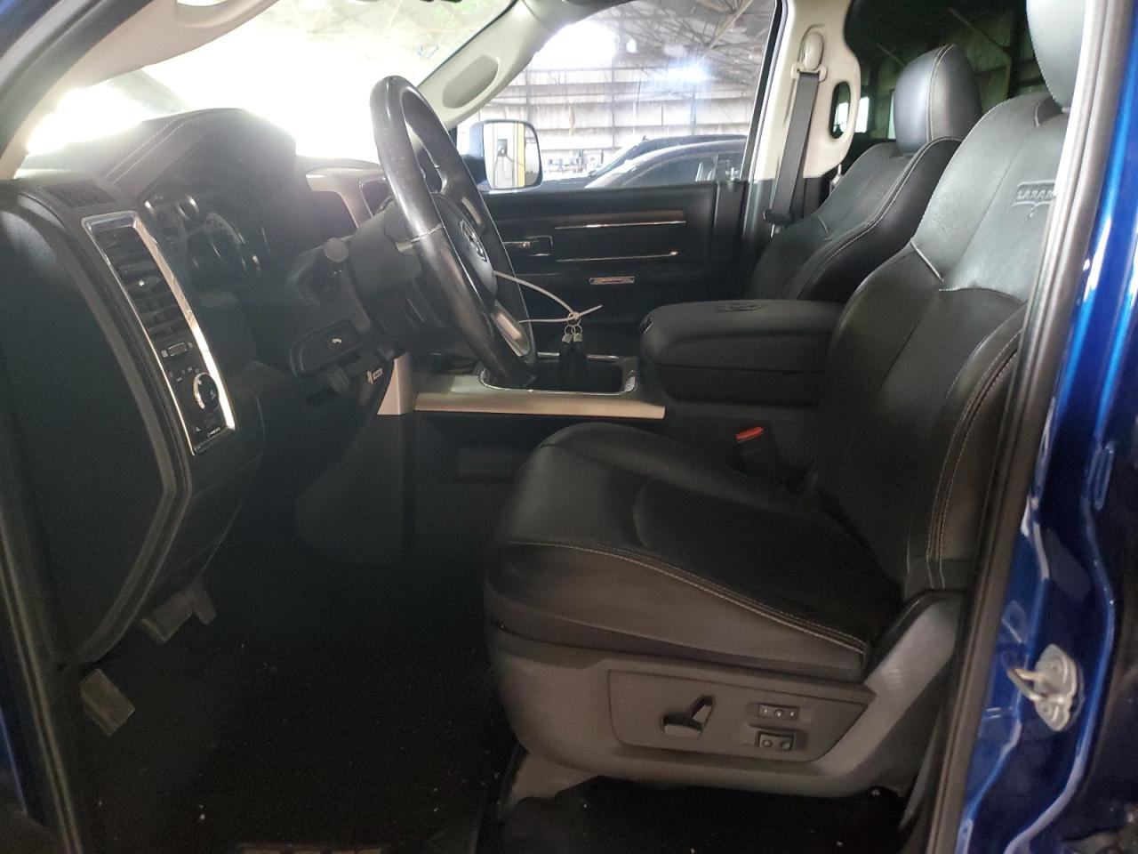 2017 RAM 2500 VIN 3C6UR5NL6HG598357 Copart auction photo, front end / minor dent/scratches damage thumbnail 7