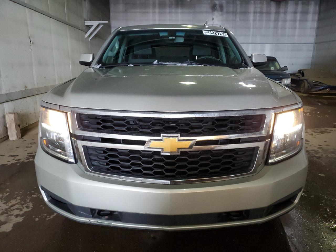 2016 Chevrolet Tahoe VIN 1GNSKFEC8GR324884 Copart auction photo, minor dent/scratches / normal wear damage thumbnail 5