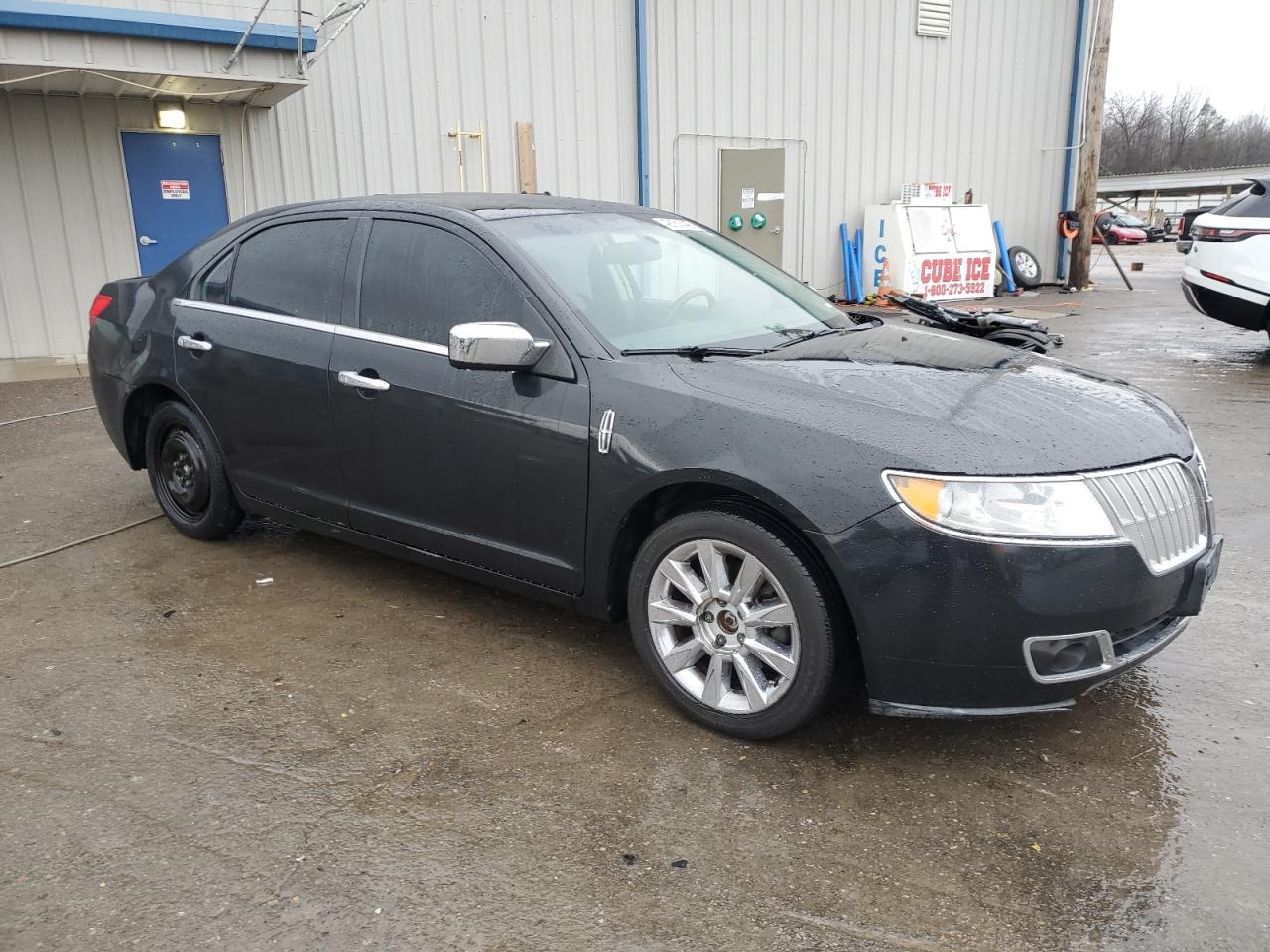 2011 Lincoln MKZ VIN 3LNHL2JC7BR759760 Copart auction photo, vandalism / rear end damage thumbnail 4