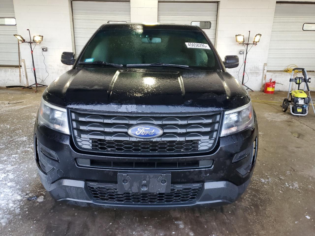 2017 Ford Explorer VIN 1FM5K8AR1HGB71897 Copart auction photo, vandalism damage thumbnail 5