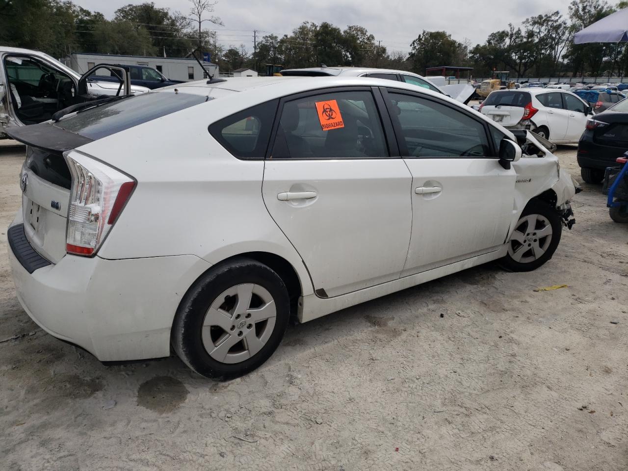 2011 Toyota Prius VIN JTDKN3DU4B0296894 Copart auction photo, front end / minor dent/scratches damage thumbnail 3