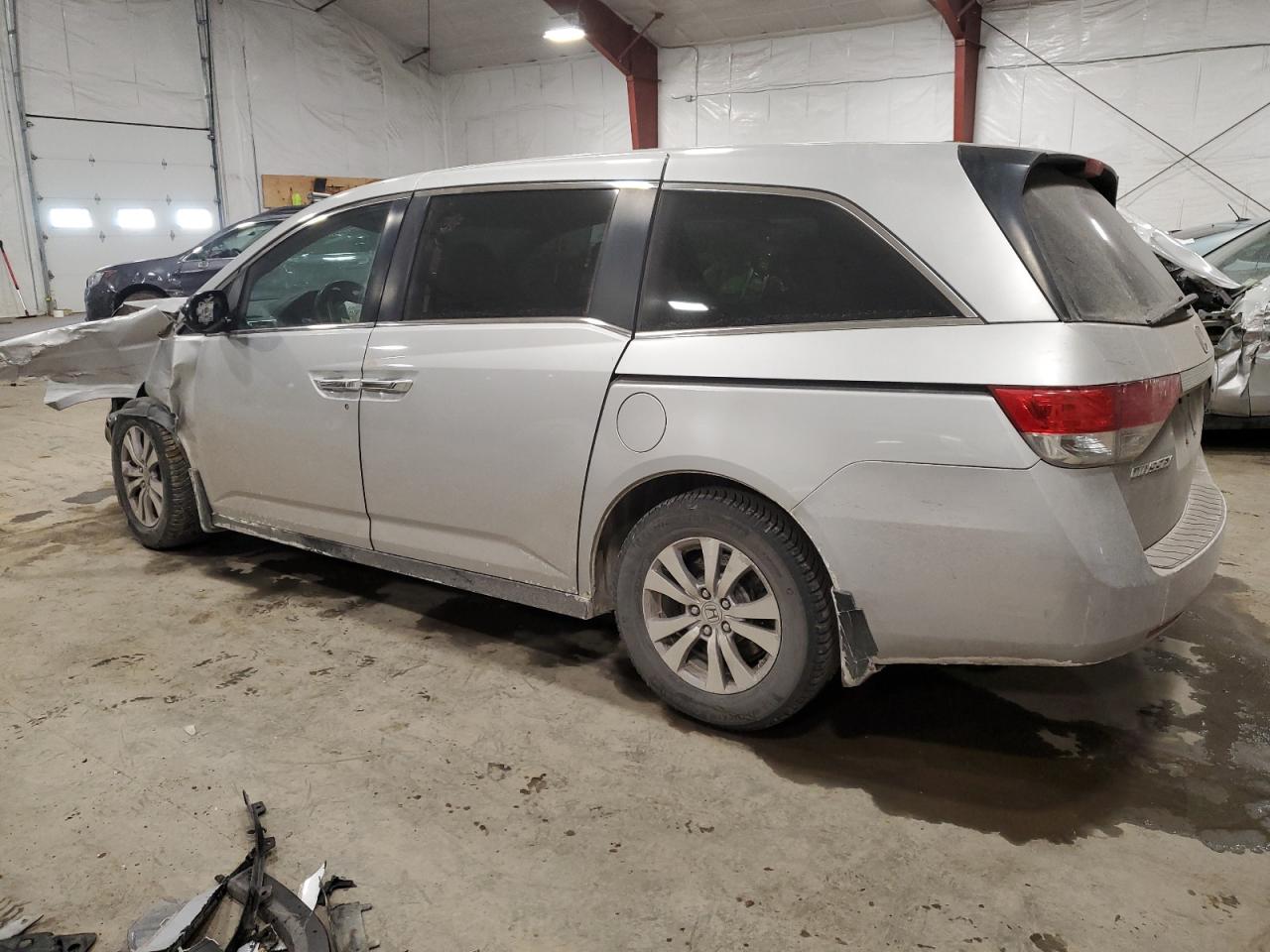 2015 Honda Odyssey VIN 5FNRL5H65FB024857 Copart auction photo, front end / side damage thumbnail 2