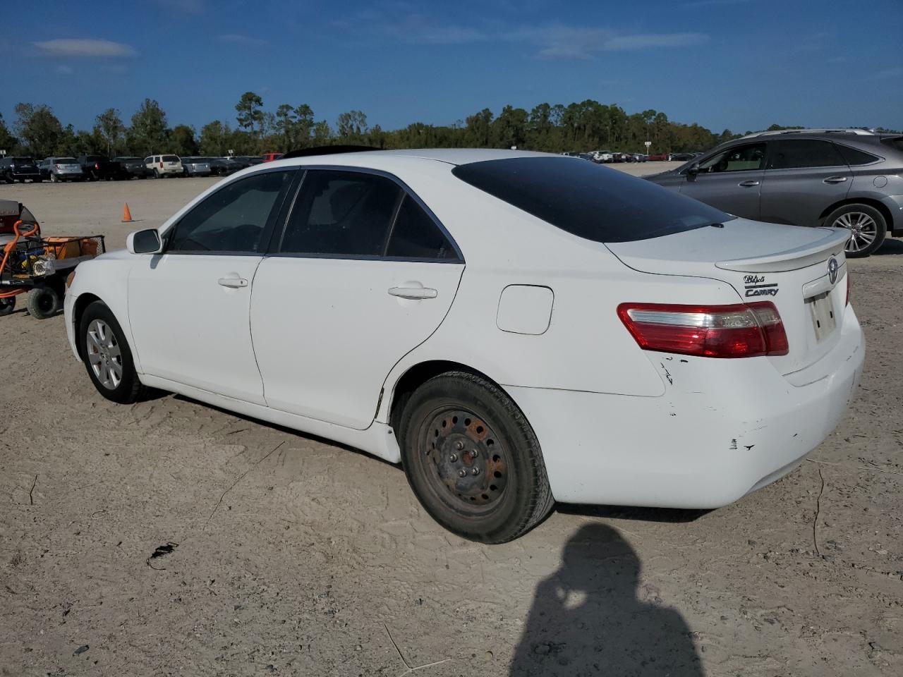 2009 Toyota Camry VIN 4T1BE46K19U890990 Copart auction photo, side / rear end damage thumbnail 2