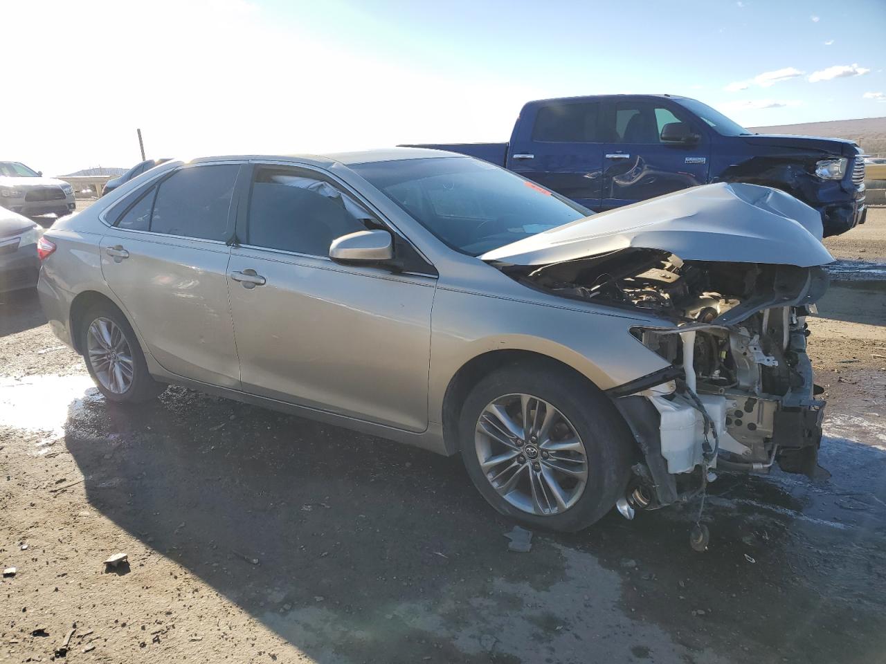2016 Toyota Camry VIN 4T1BF1FK9GU538376 Copart auction photo, front end / minor dent/scratches damage thumbnail 4