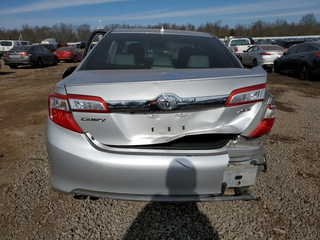 2012 Toyota Camry VIN 4T1BK1FK4CU508286 Copart auction photo, side / rear end damage thumbnail 6