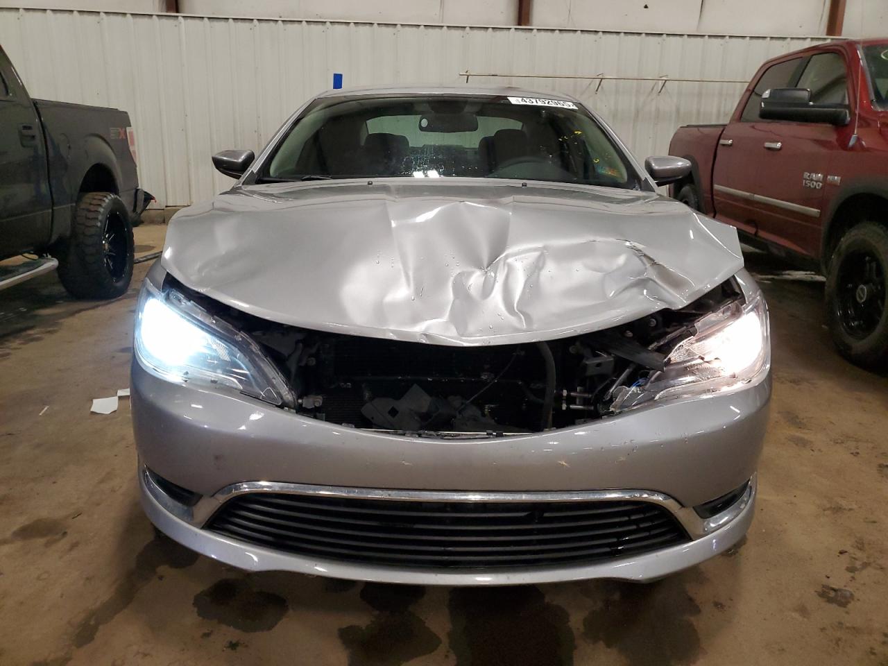 2015 Chrysler 200 VIN 1C3CCCAB5FN687143 Copart auction photo, front end damage thumbnail 5
