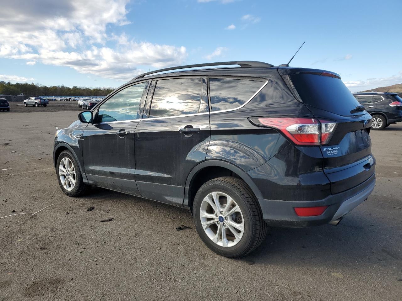 2017 Ford Escape VIN 1FMCU9GD6HUC30317 Copart auction photo, undercarriage / minor dent/scratches damage thumbnail 2