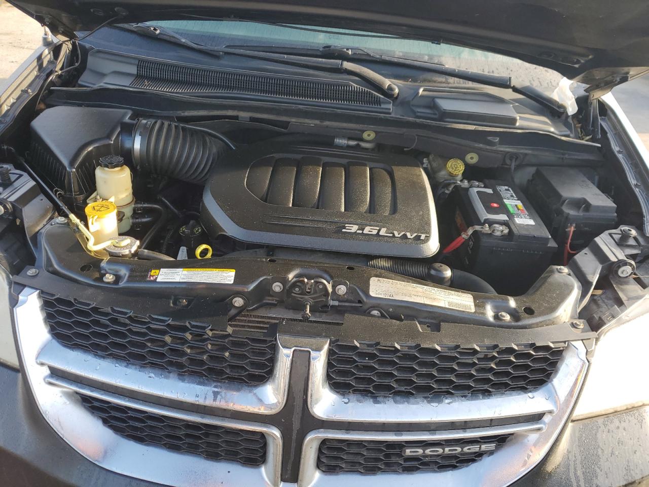 2011 Dodge Caravan VIN 2D4RN4DG2BR613689 Copart auction photo, side / normal wear damage thumbnail 12